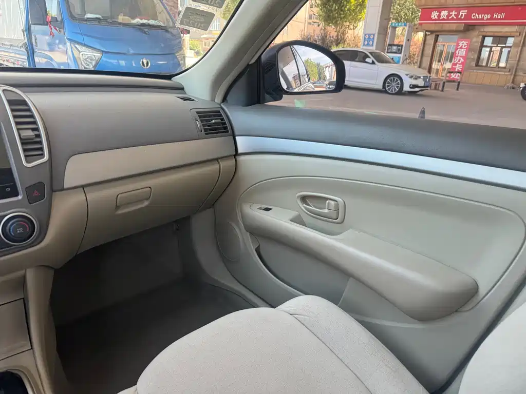 Nissan Sylphy — фото 10