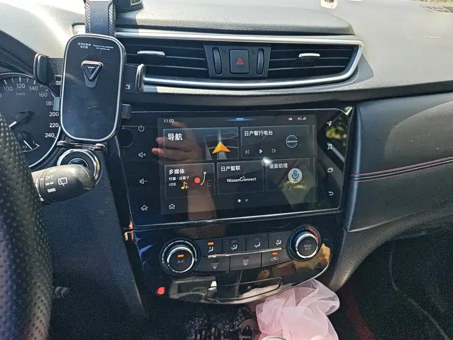 Nissan Qashqai — фото 13