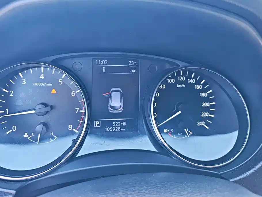 Nissan Qashqai — фото 14