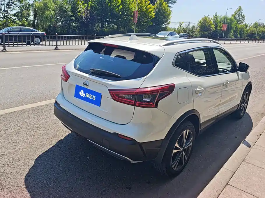 Nissan Qashqai — фото 3
