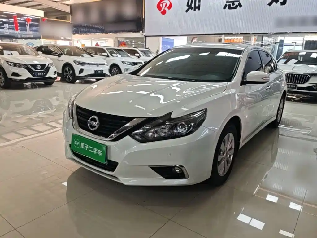 Nissan Teana — фото 2