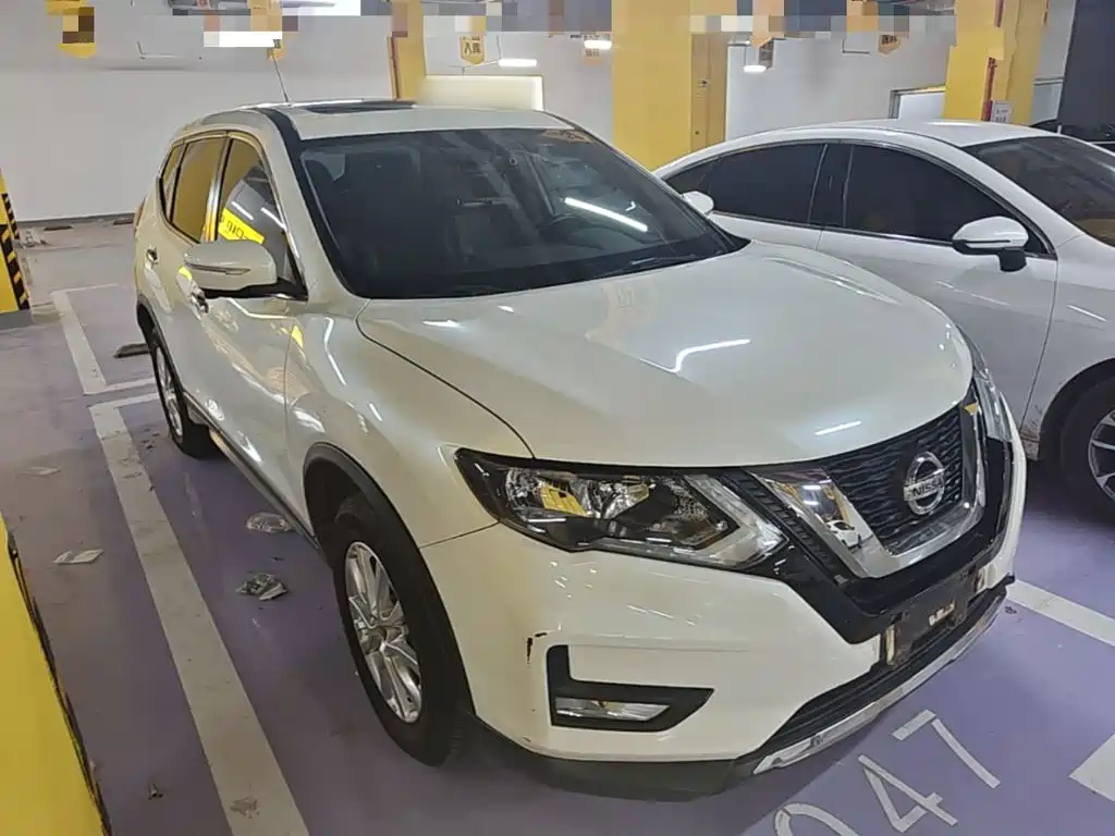 Nissan X-Trail — фото 4