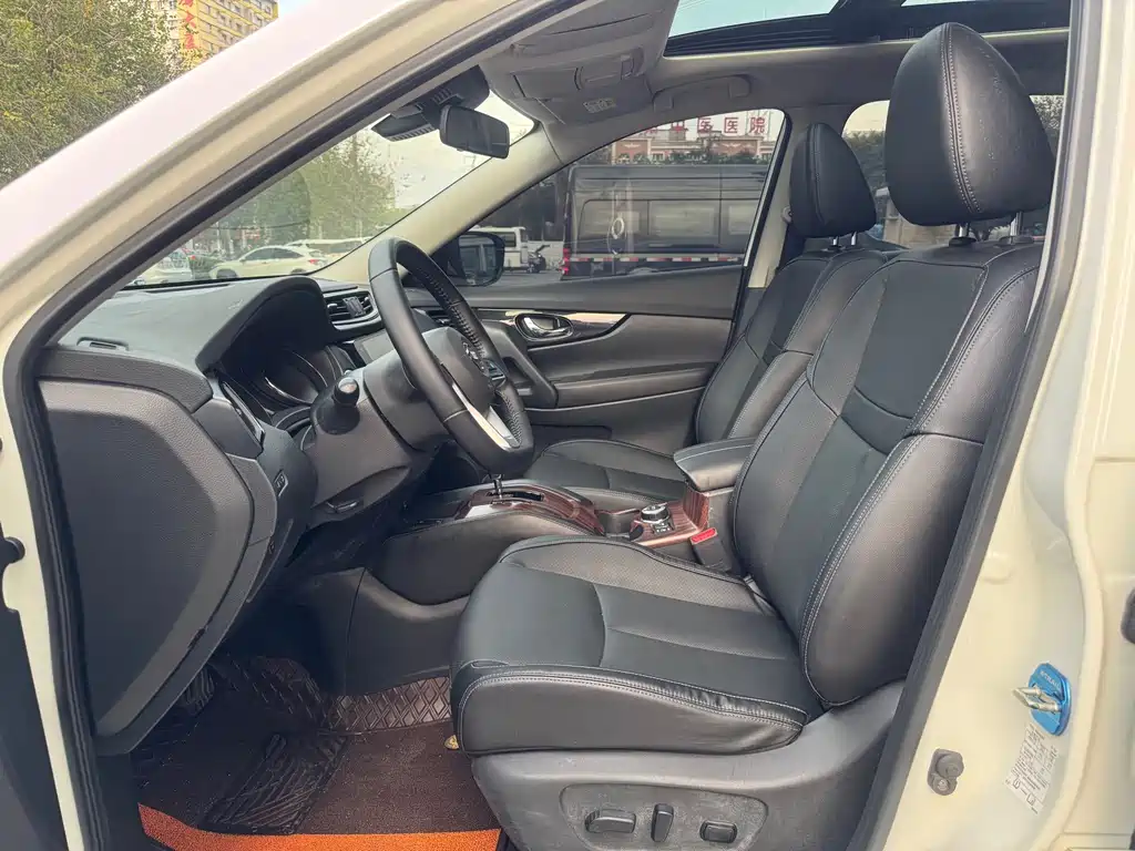 Nissan X-Trail — фото 4