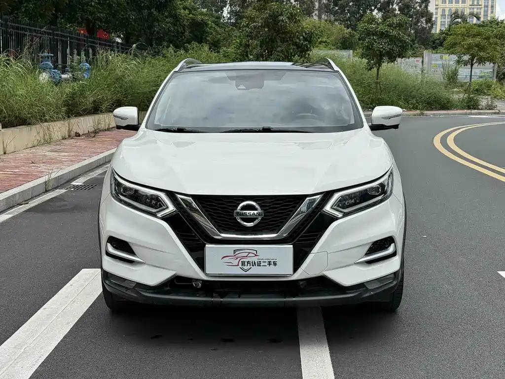 Nissan Qashqai — фото 2