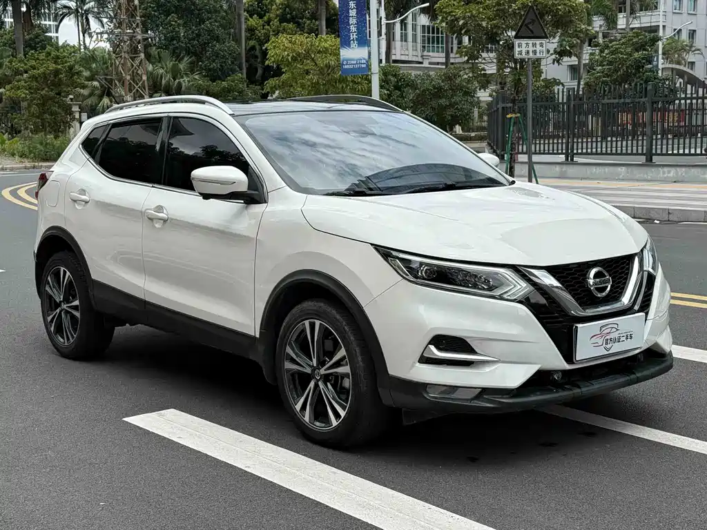 Nissan Qashqai — фото 3