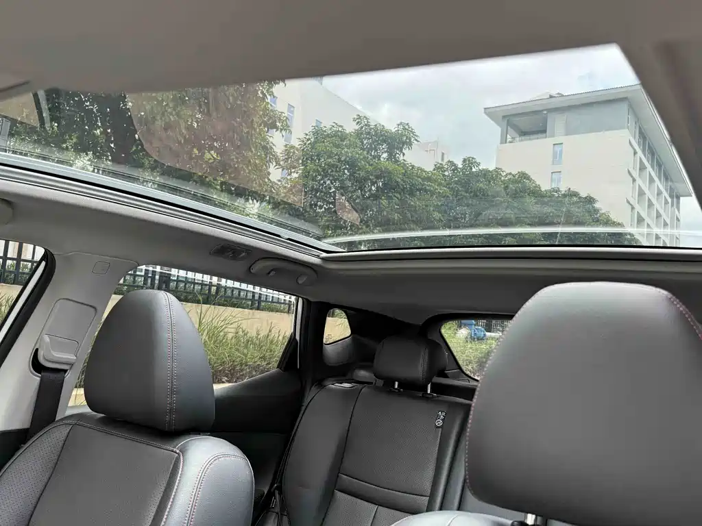 Nissan Qashqai — фото 10