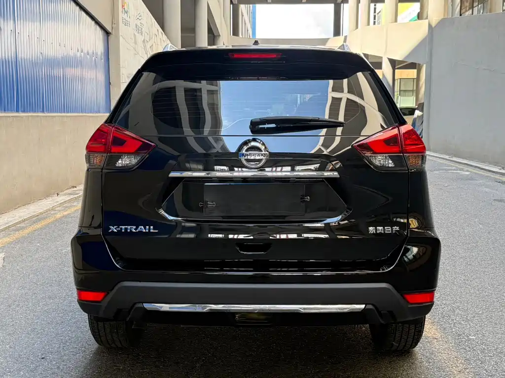 Nissan X-Trail — фото 5