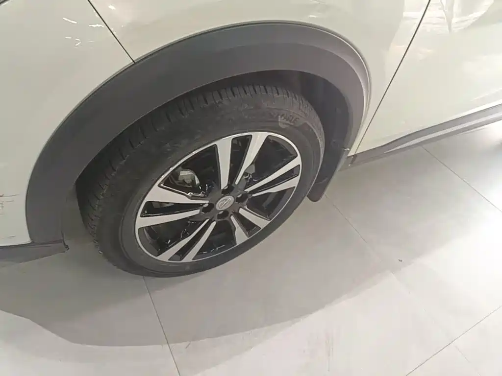 Nissan Kicks — фото 23