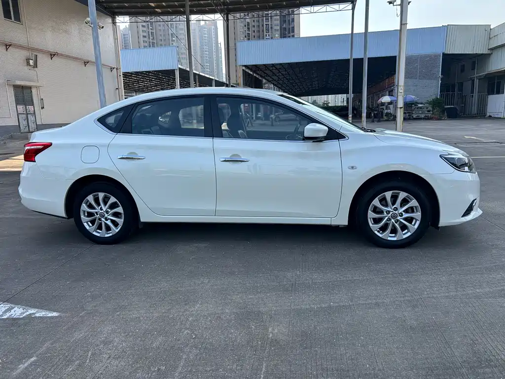Nissan Sylphy — фото 4