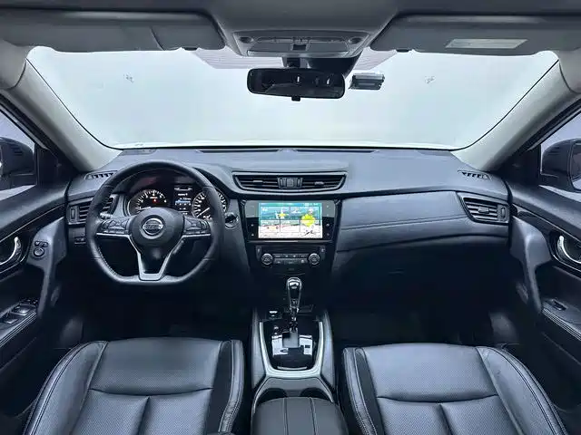 Nissan X-Trail — фото 4