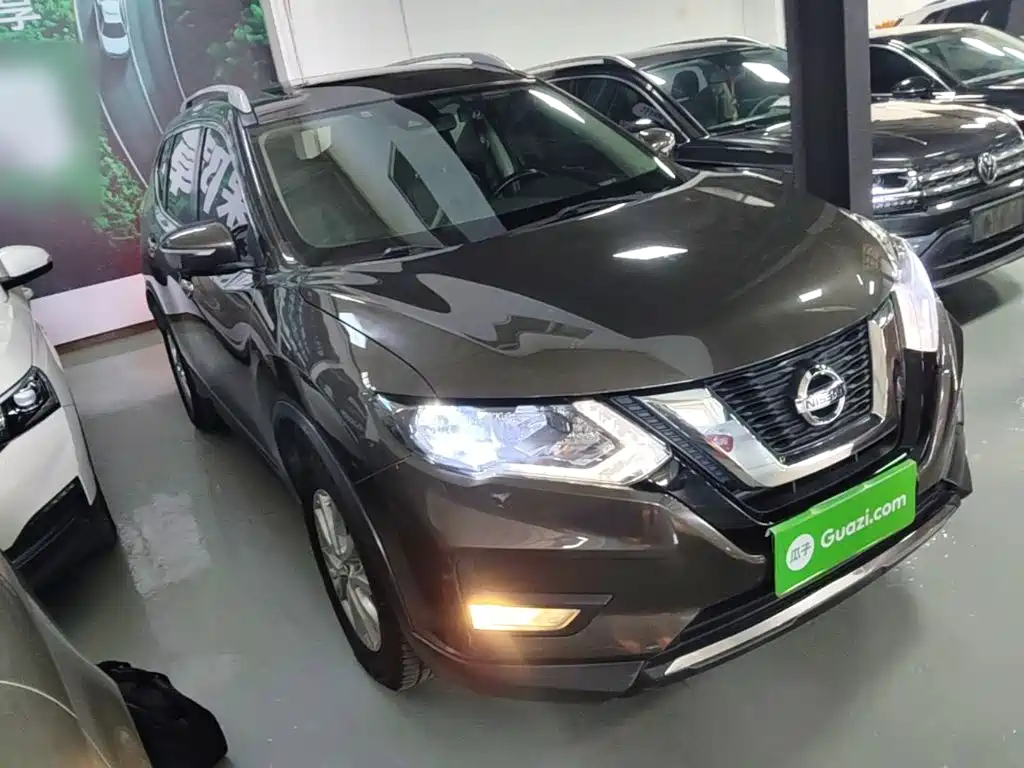 Nissan X-Trail — фото 4