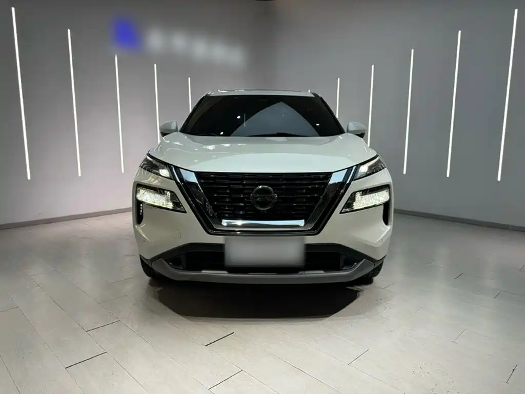 Nissan X-Trail — фото 10
