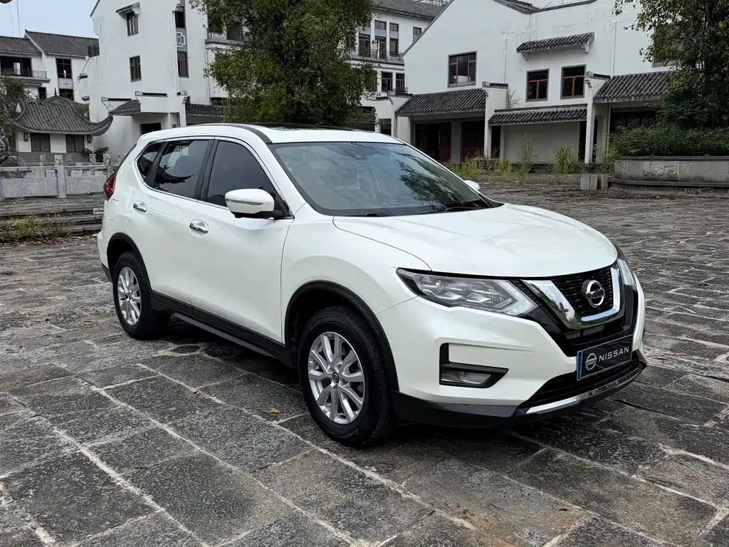 Nissan X-Trail — фото 3