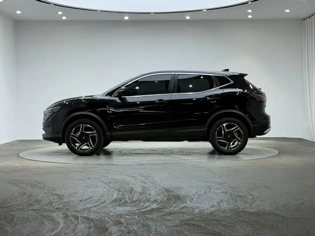 Nissan Qashqai — фото 3