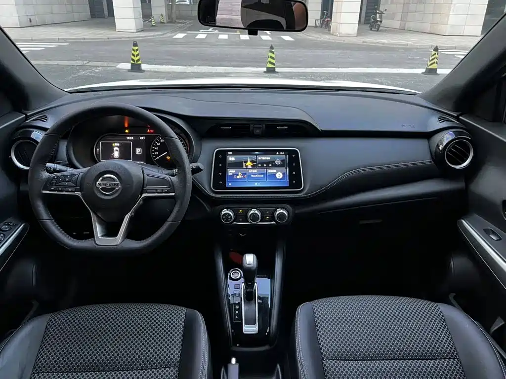Nissan Kicks — фото 8