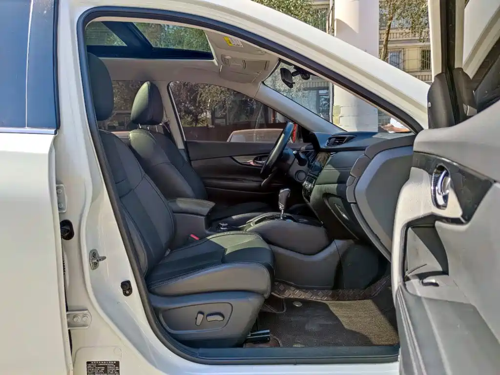 Nissan X-Trail — фото 8