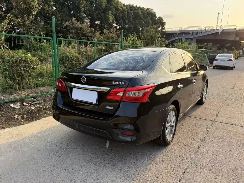 Nissan Sylphy — фото 11