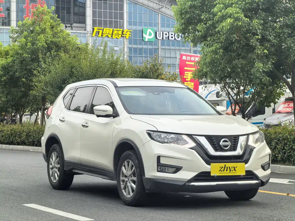 Nissan X-Trail — фото 3