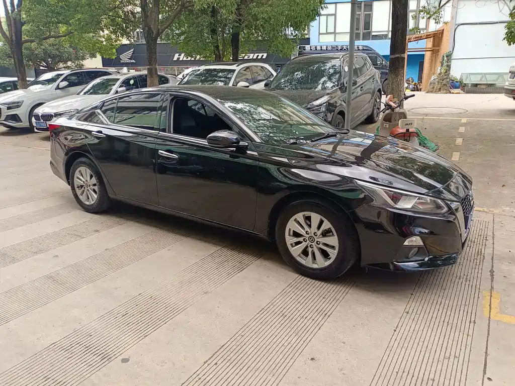 Nissan Teana — фото 4