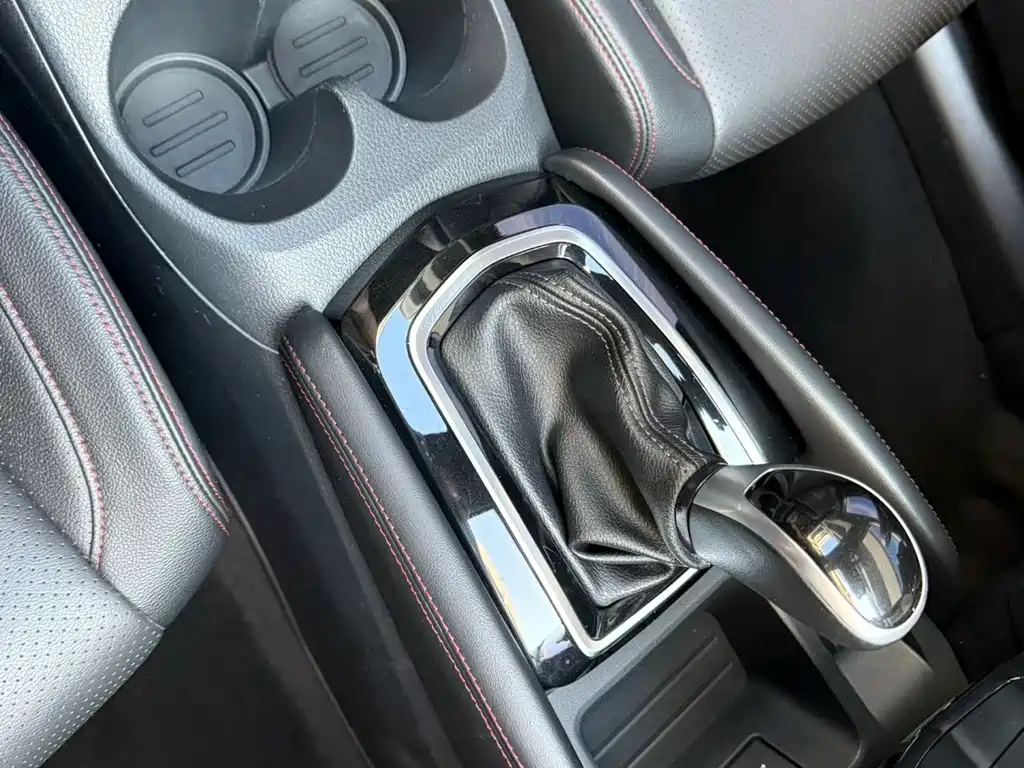 Nissan Qashqai — фото 5