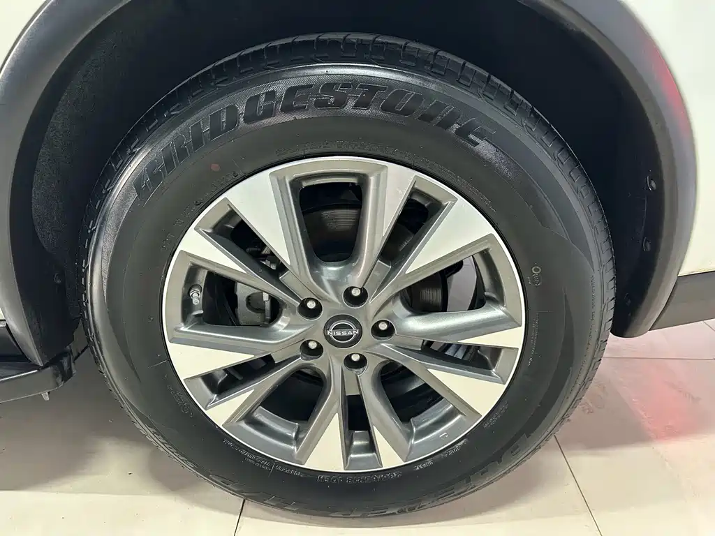 Nissan Murano — фото 10