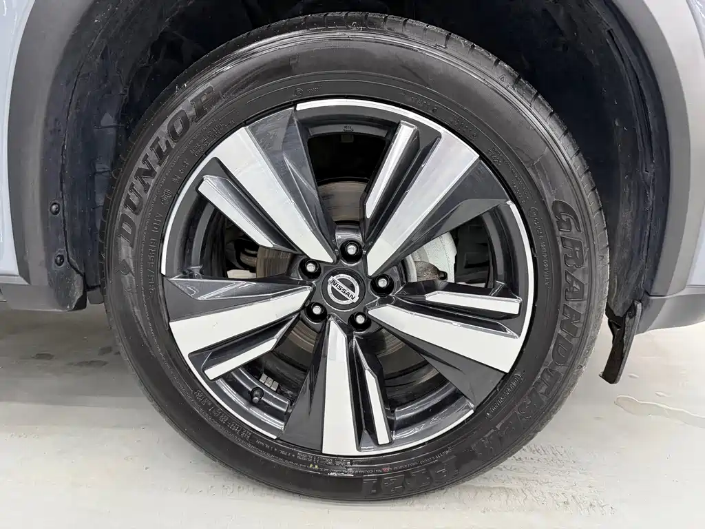 Nissan X-Trail — фото 22