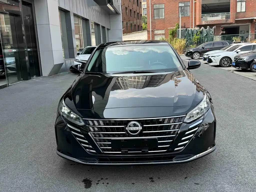 Nissan Teana — фото 2