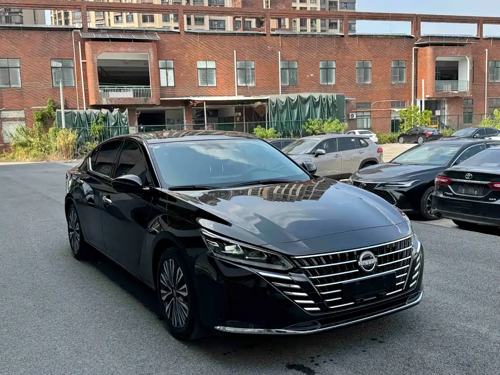 Nissan Teana — фото 3