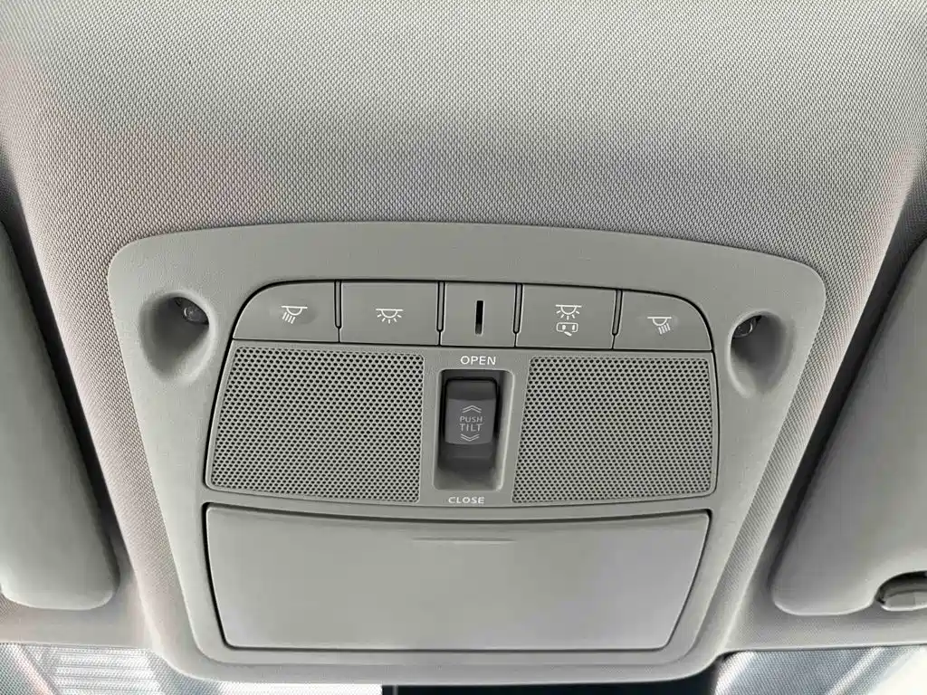 Nissan X-Trail — фото 20