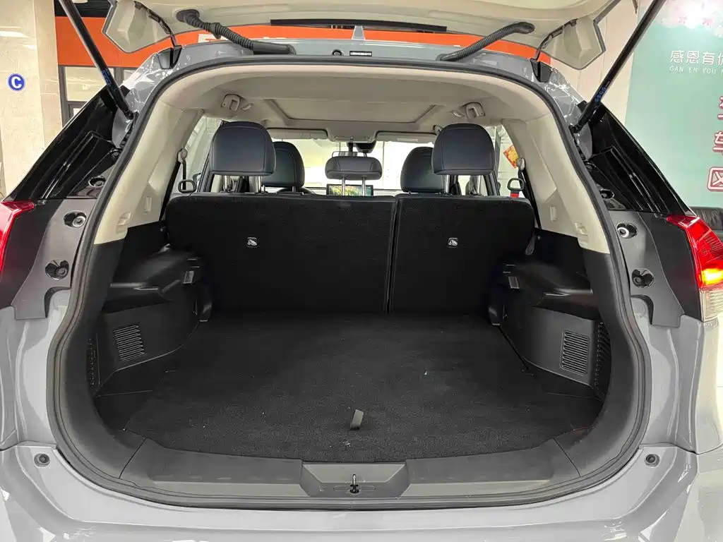 Nissan X-Trail — фото 22