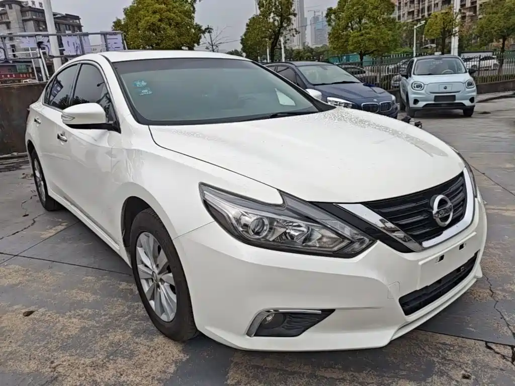 Nissan Teana — фото 4