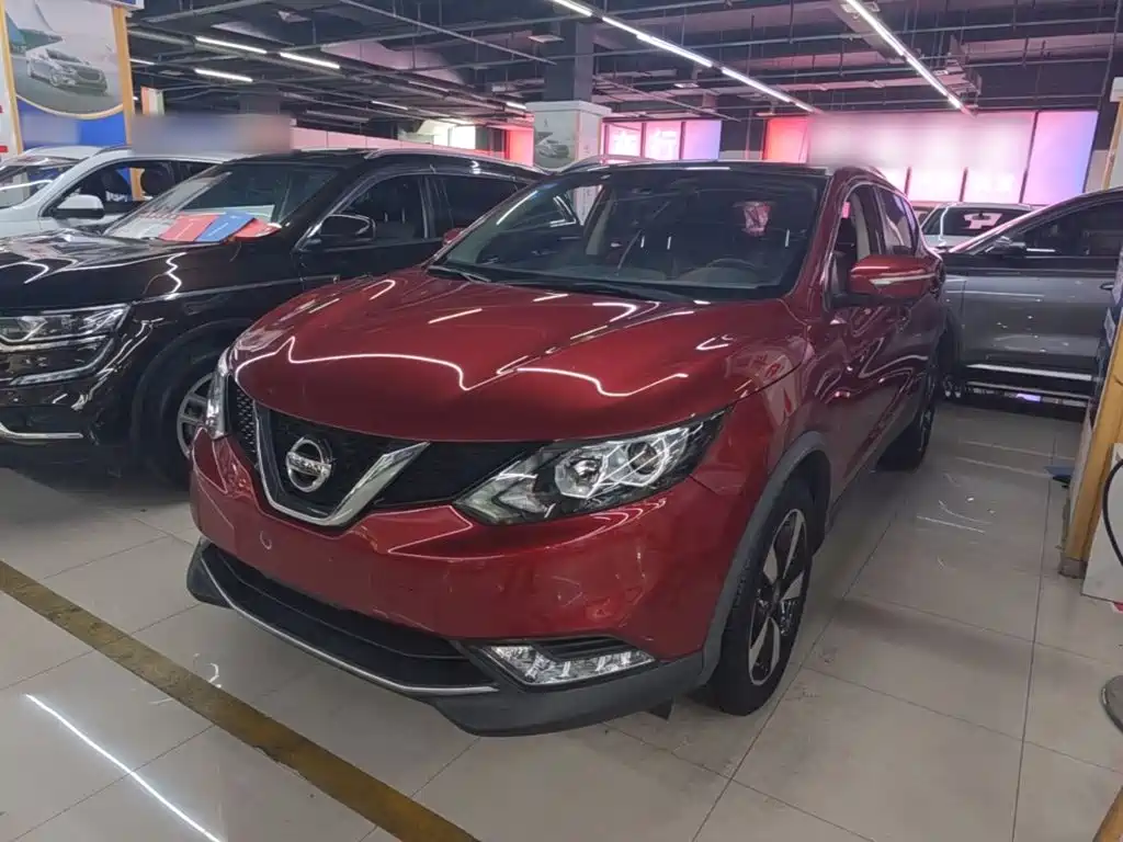 Nissan Qashqai — фото 2