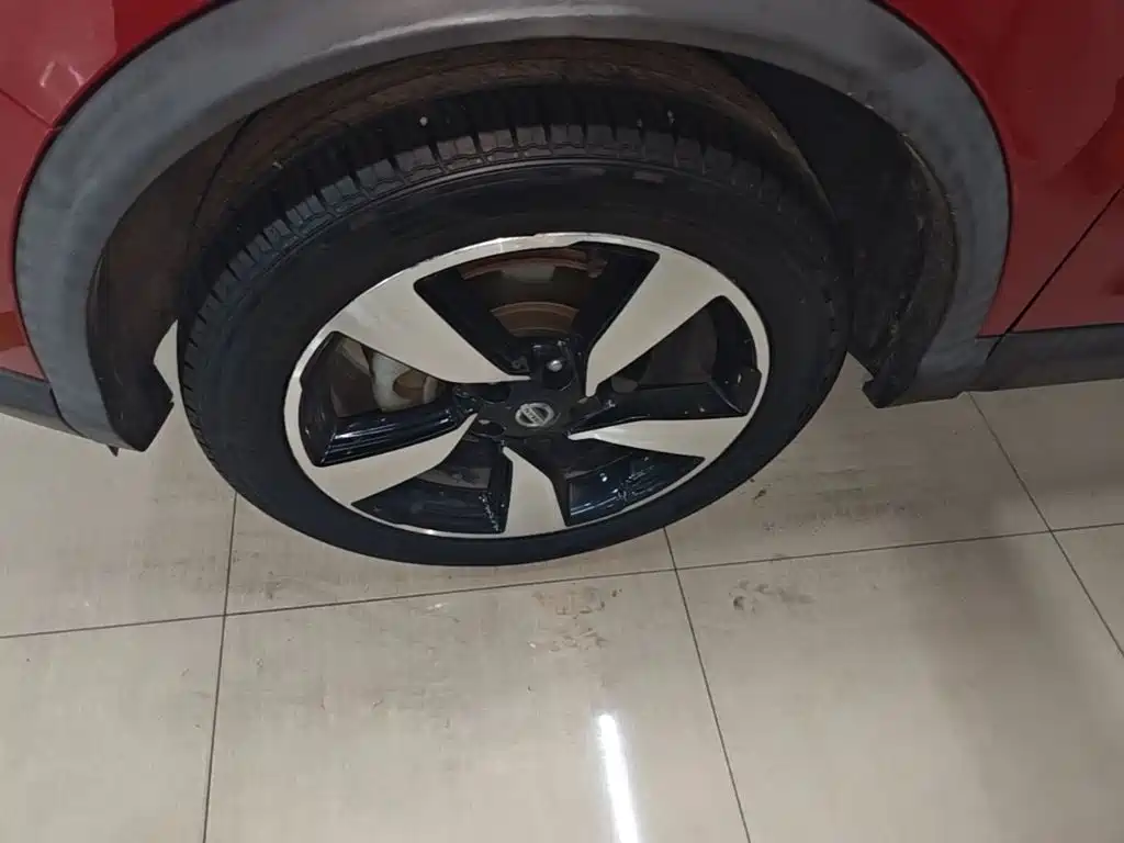 Nissan Qashqai — фото 23
