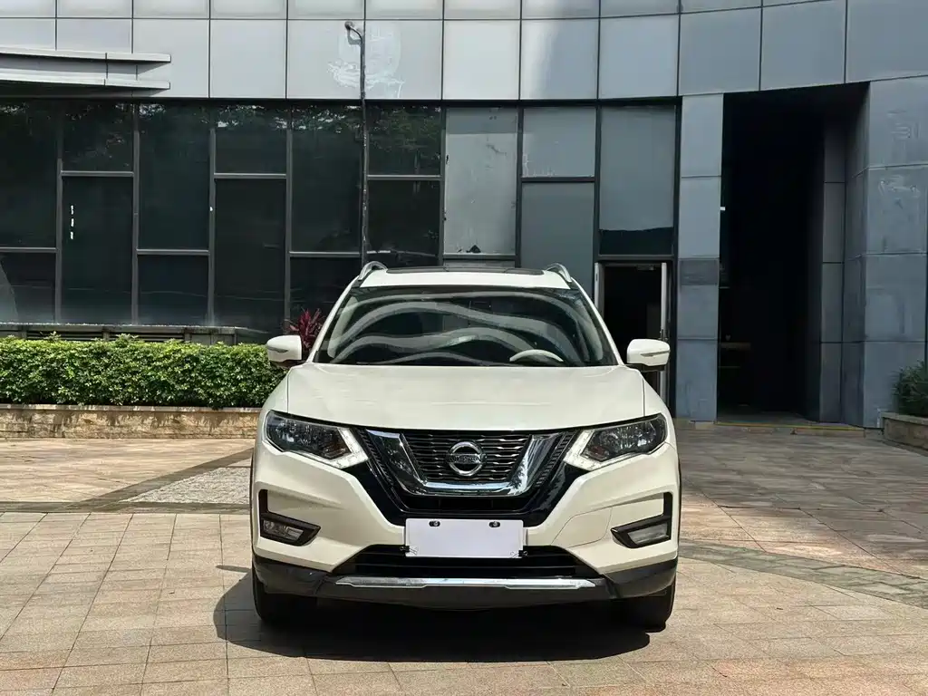 Nissan X-Trail — фото 2