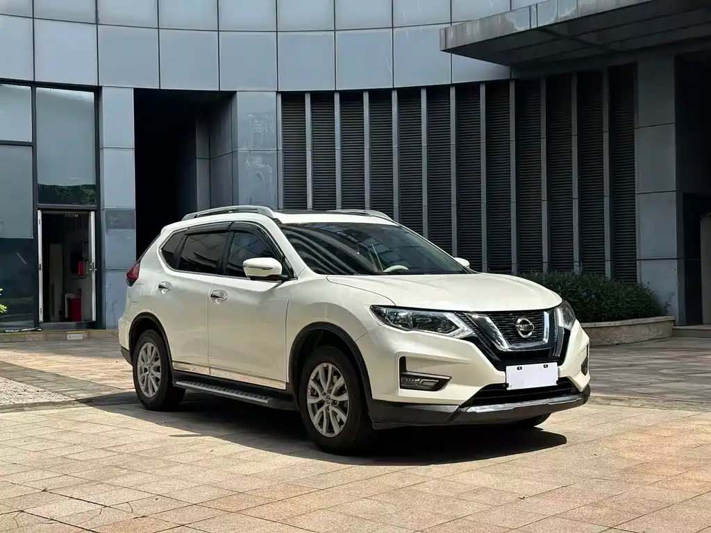 Nissan X-Trail — фото 3