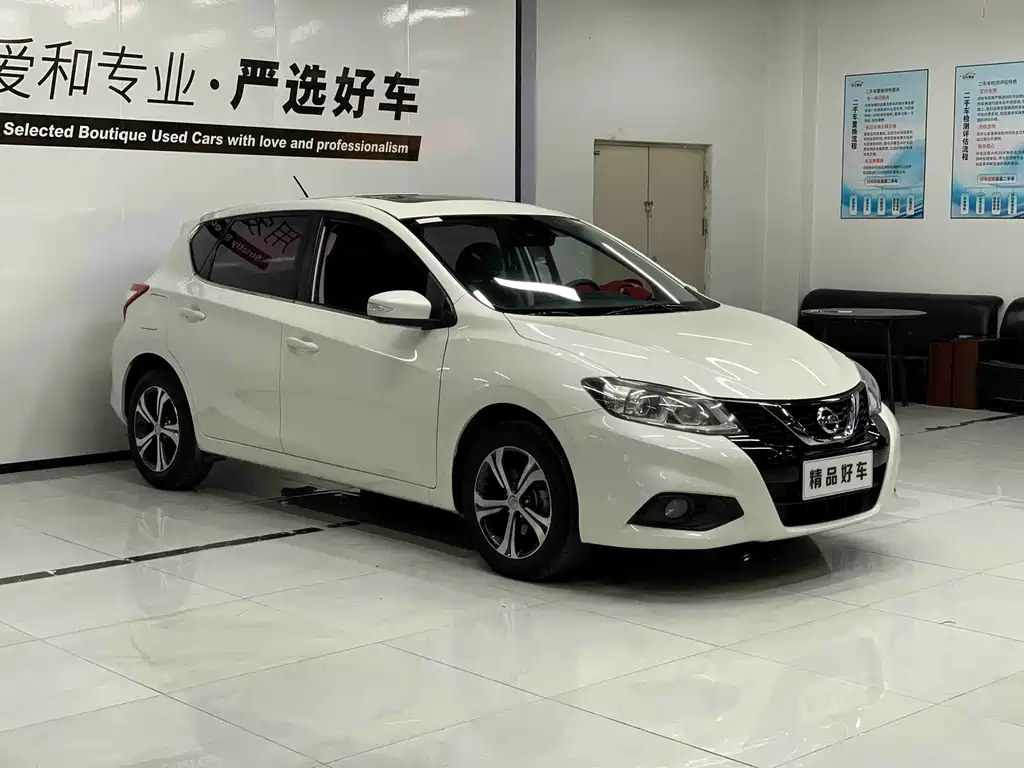 Nissan Tiida — фото 3