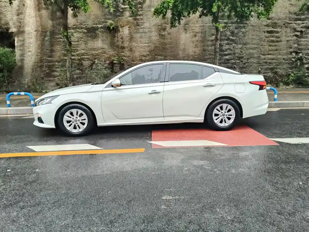 Nissan Teana — фото 4