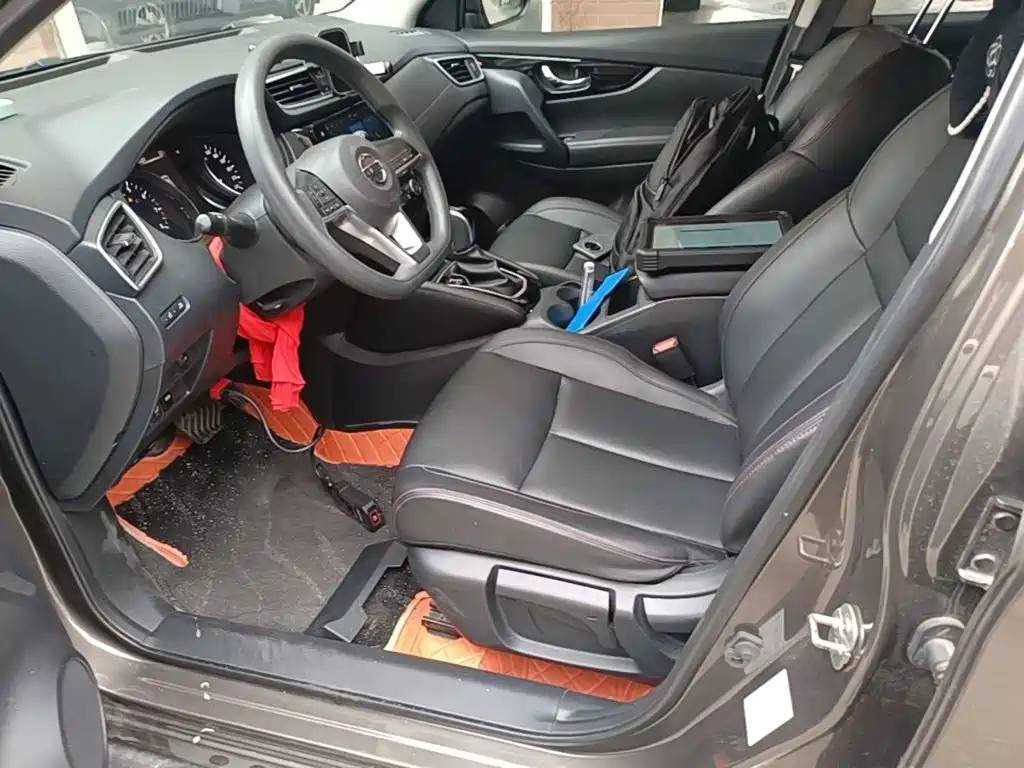 Nissan Qashqai — фото 11