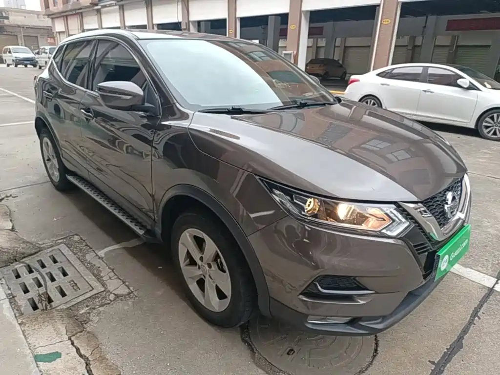 Nissan Qashqai — фото 22