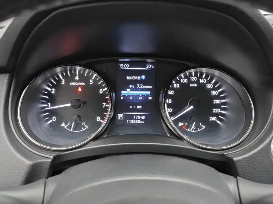 Nissan X-Trail — фото 14