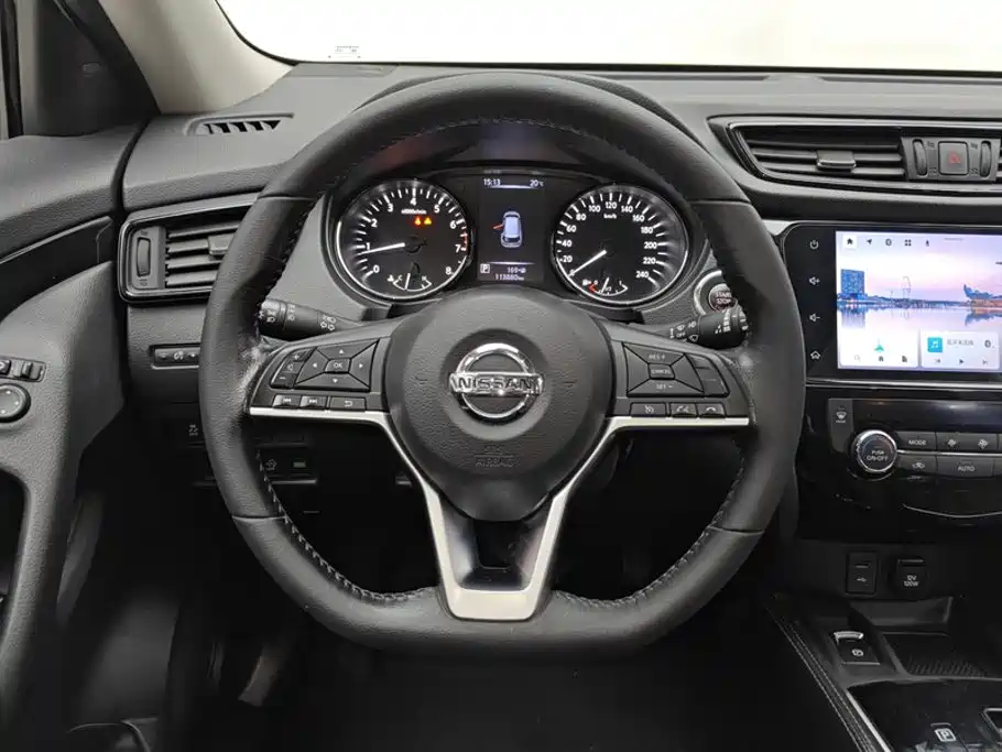 Nissan X-Trail — фото 15