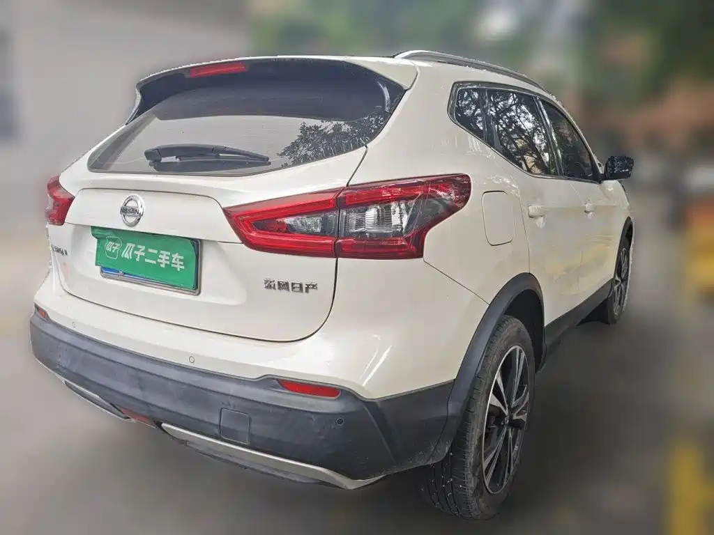 Nissan Qashqai — фото 6