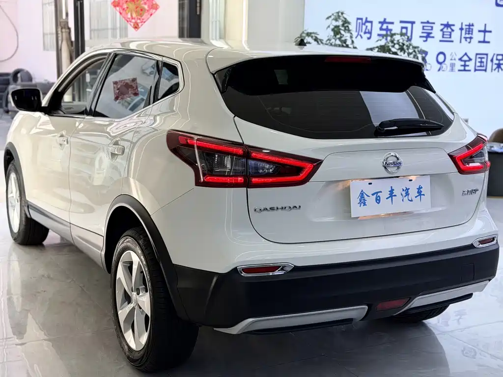 Nissan Qashqai — фото 8