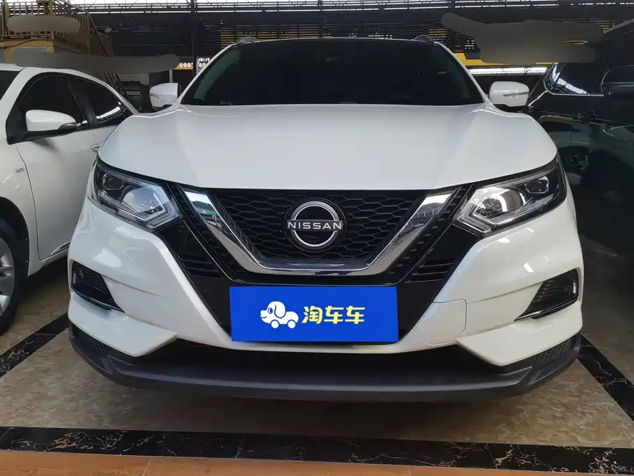 Nissan Qashqai — фото 2