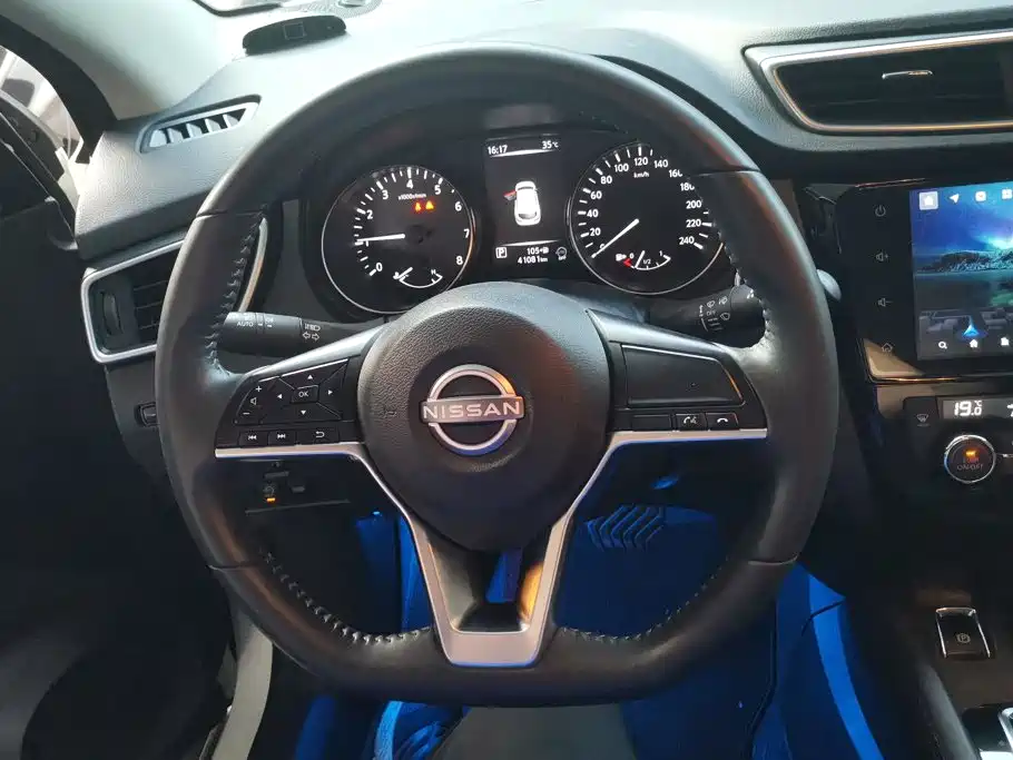 Nissan Qashqai — фото 15
