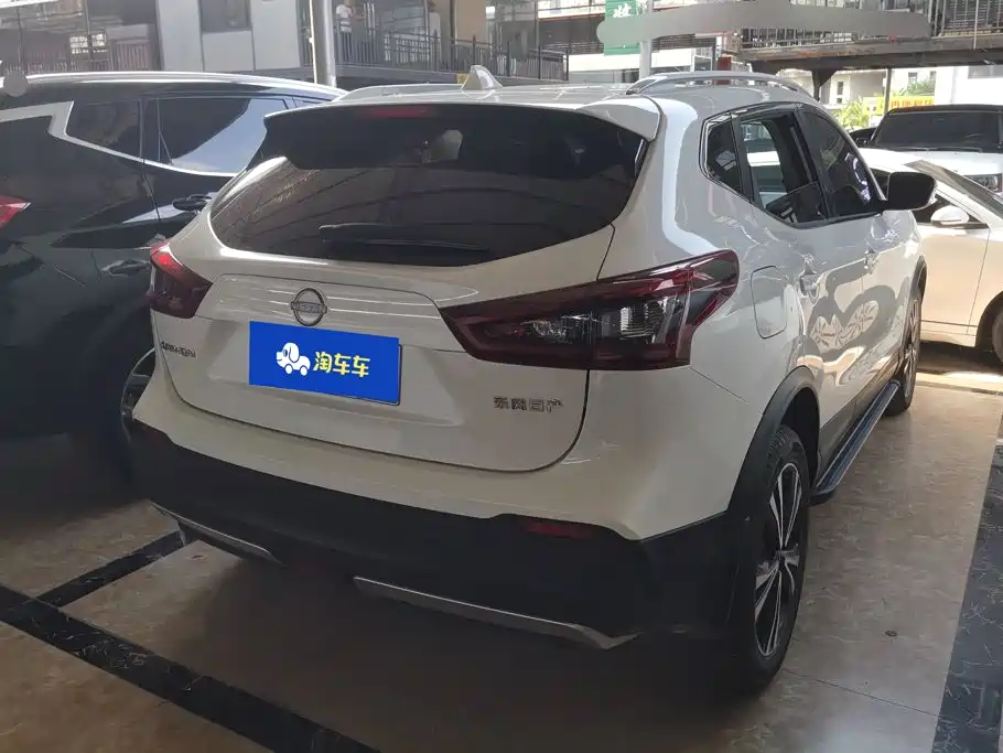 Nissan Qashqai — фото 3