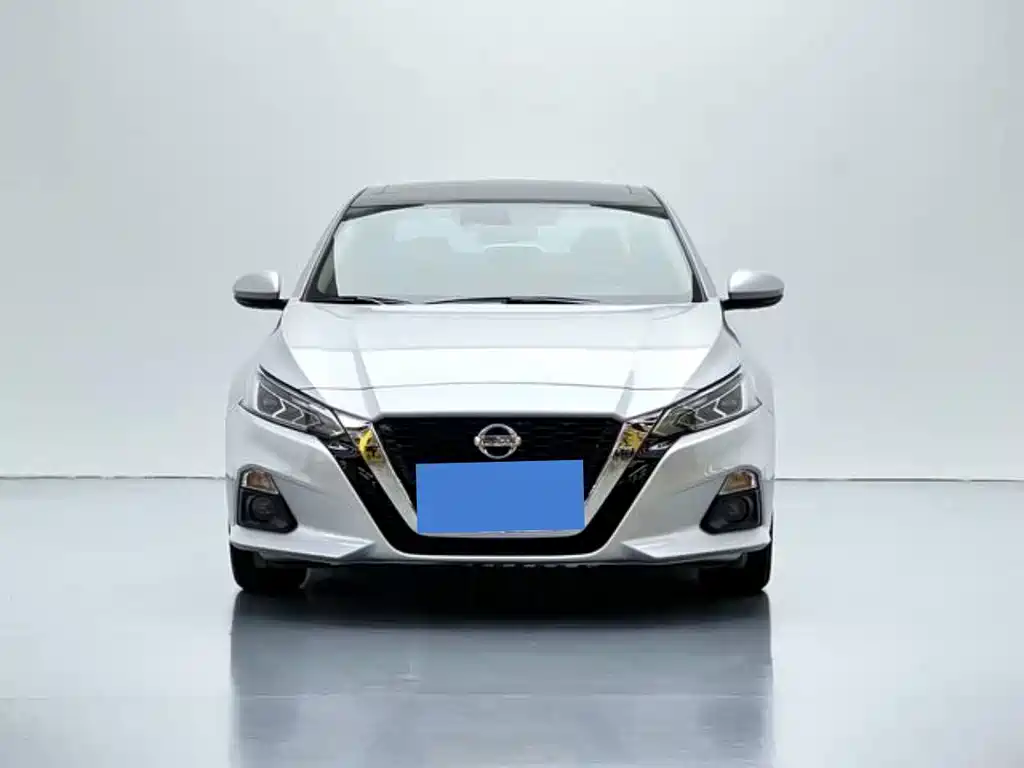 Nissan Teana — фото 2