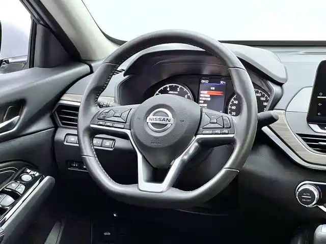 Nissan Teana — фото 11