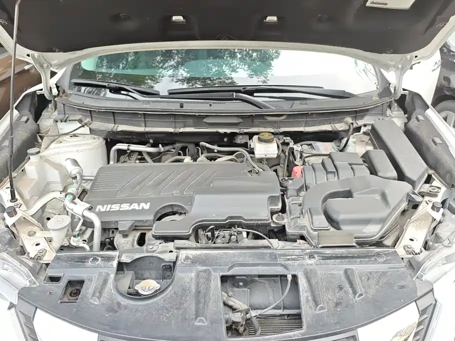 Nissan X-Trail — фото 10