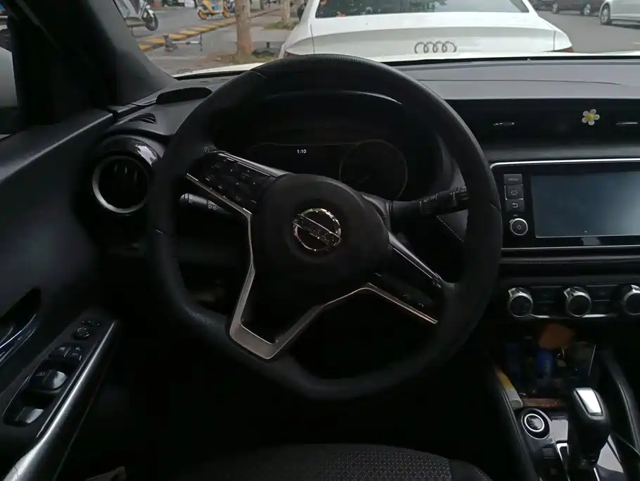 Nissan Kicks — фото 15